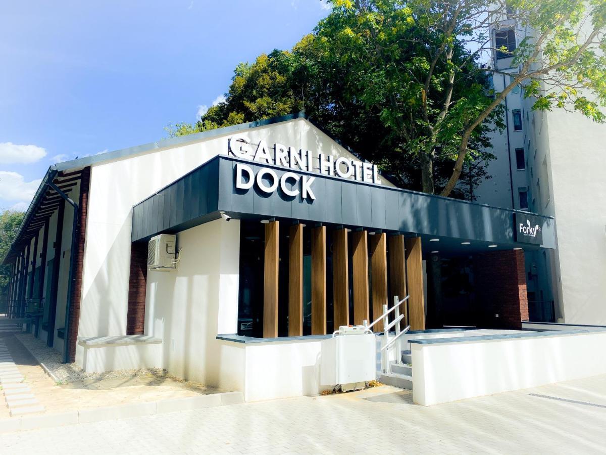 Garni Hotel DOCK Bratislava Exteriör bild