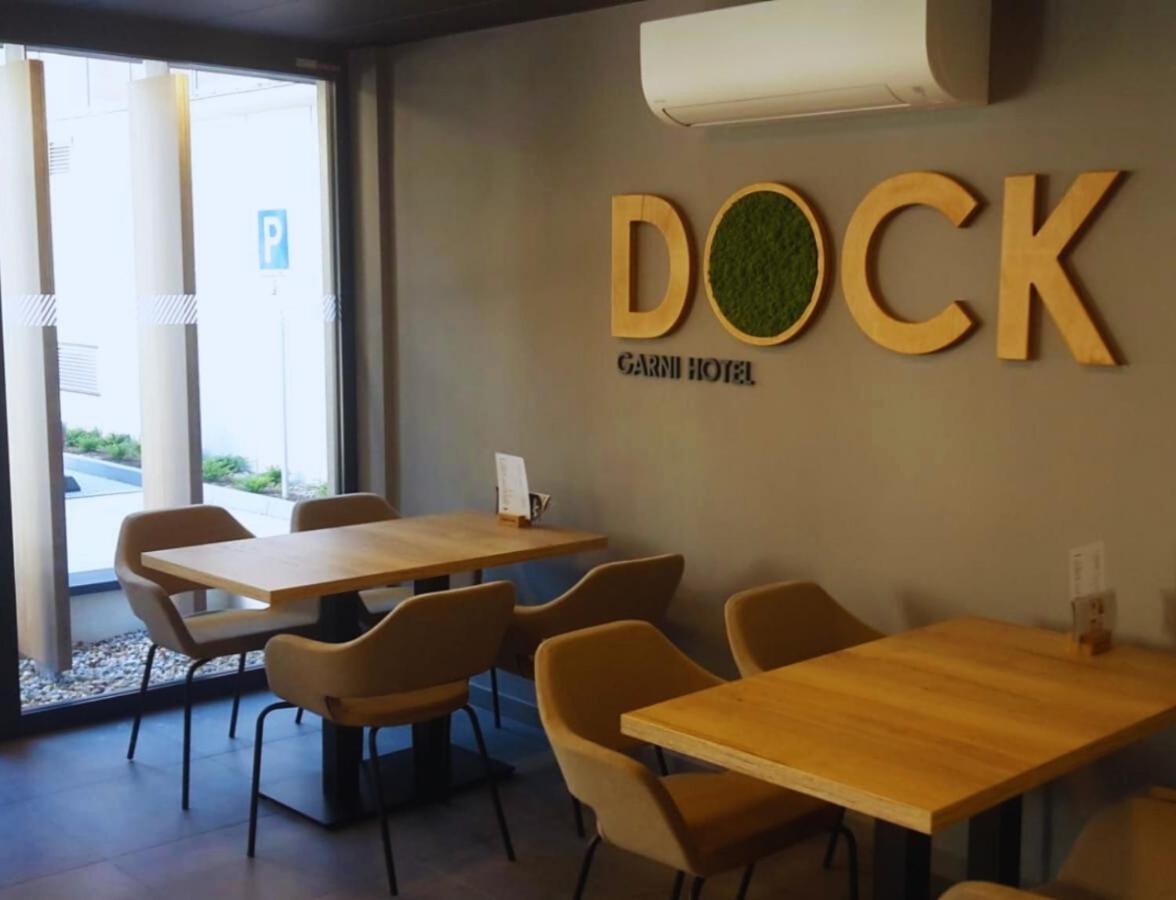 Garni Hotel DOCK Bratislava Exteriör bild